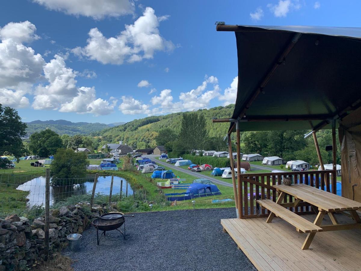 Mountain View Safari Tent With Hot Tub In The Heart Of Snowdonia Dolgellau Dış mekan fotoğraf